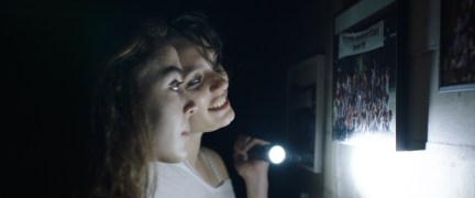 2_filmgrade_grave-filmgrade-reel01-c006_0018834