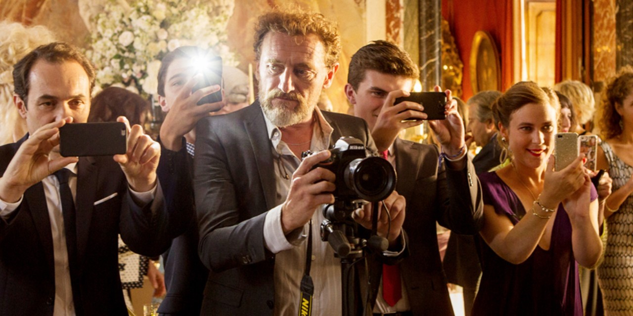 Le-sens-de-la-fete-nouveau-teaser-avec-Jean-Paul-Rouve-photographe-completement-largue